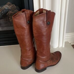 BROWN Frye Boots